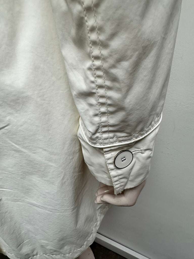 Claudia Sträter witte trenchcoat maat M