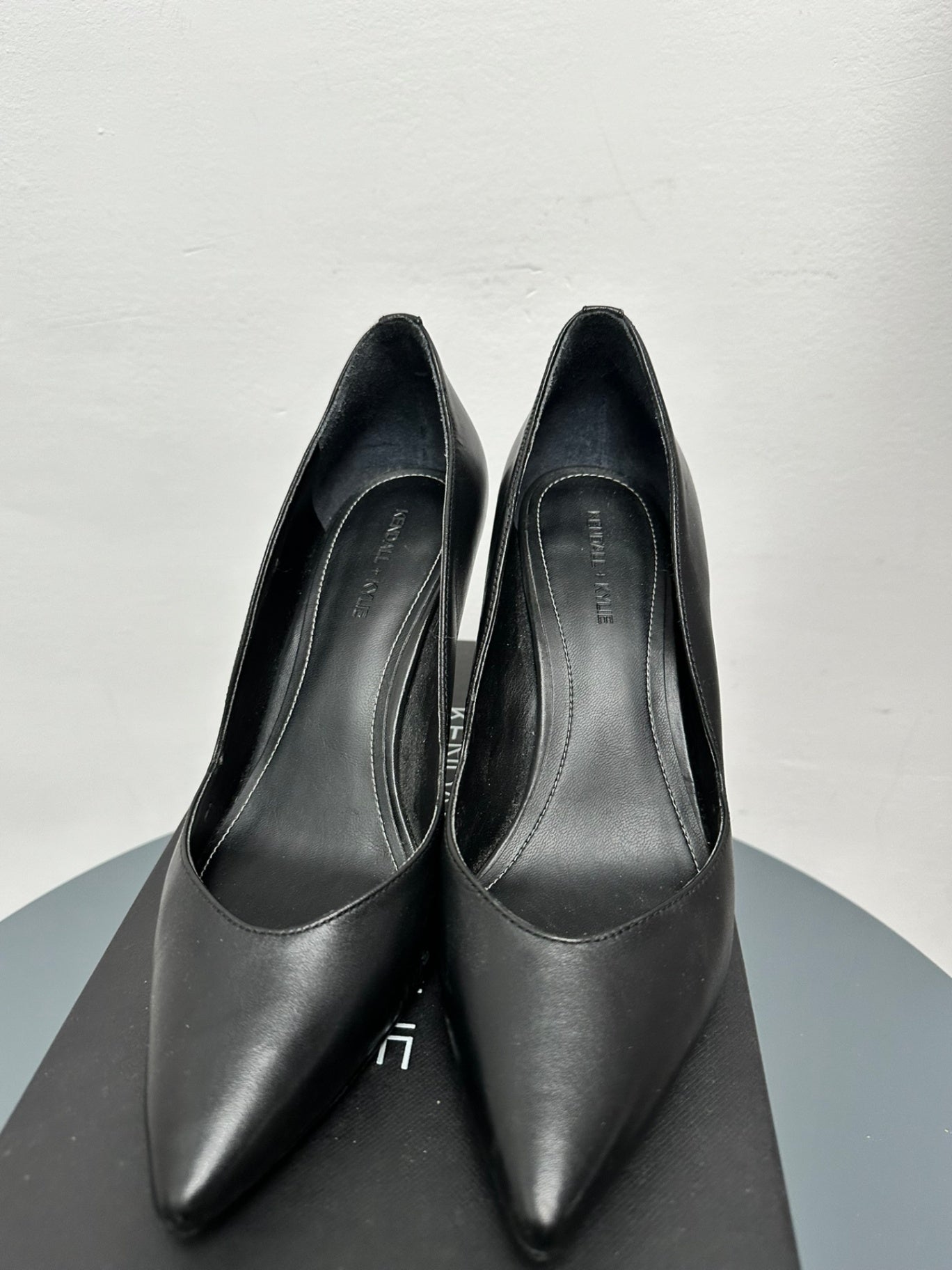 Kendall + Kylie Pumps maat 39,5 zwart