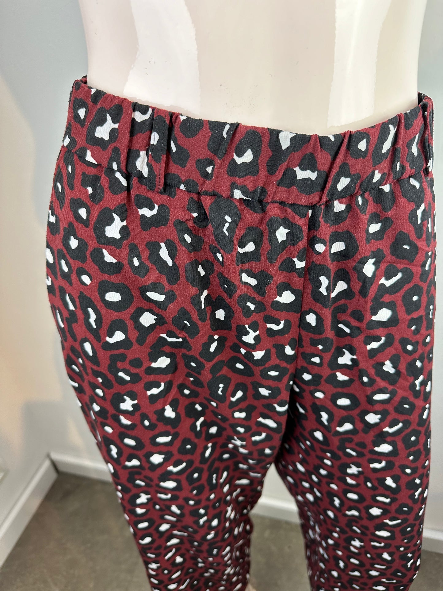 s. Oliver loose fit broek maat 40