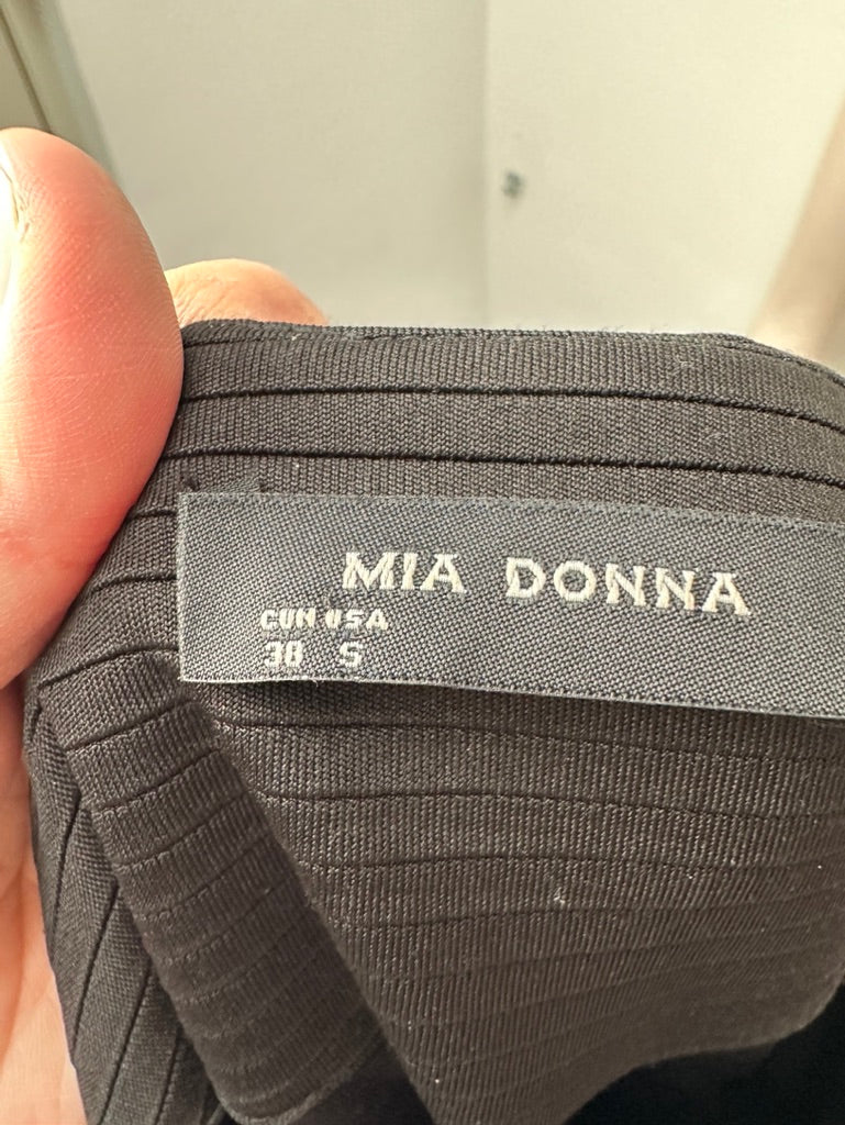 Mia Donna Jurk maat S zwart