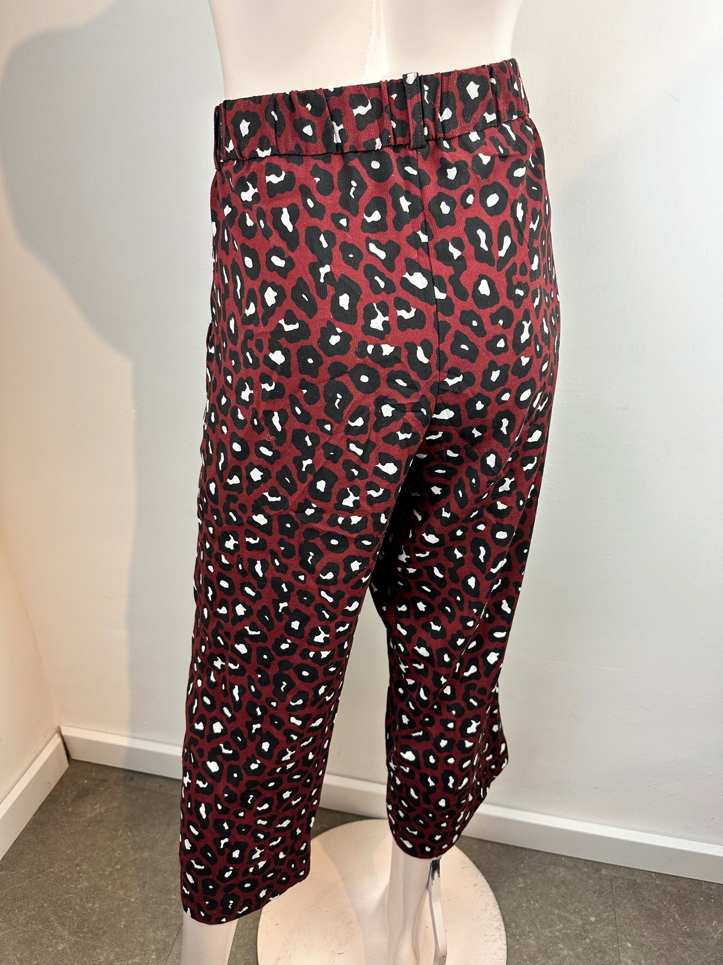 s. Oliver loose fit broek maat 40