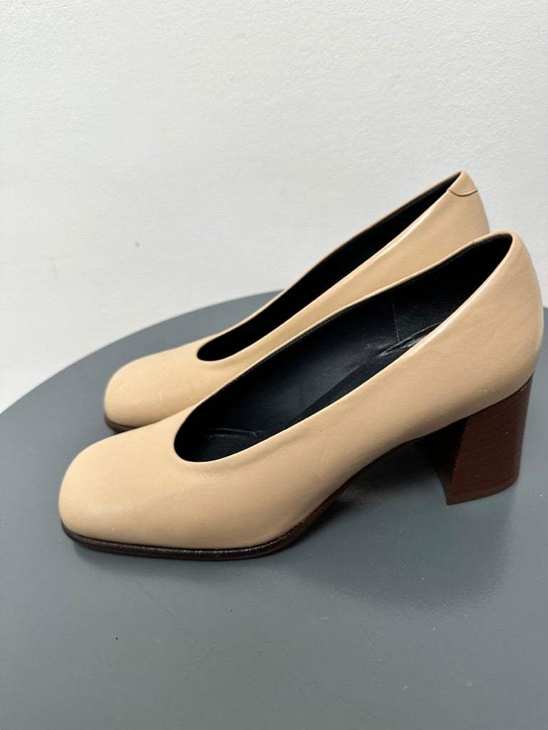 Daniel Hechter pumps maat 38 beige