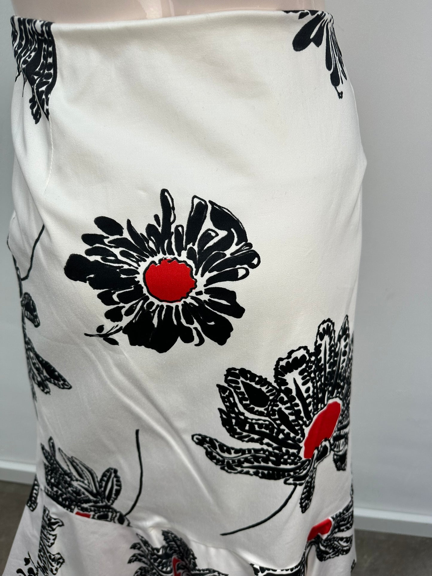 Elisa Cortes rok maat 40