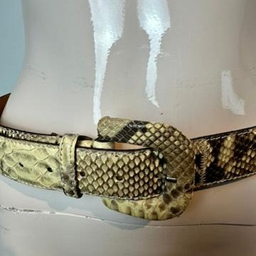 Toni Gard riem maat 80