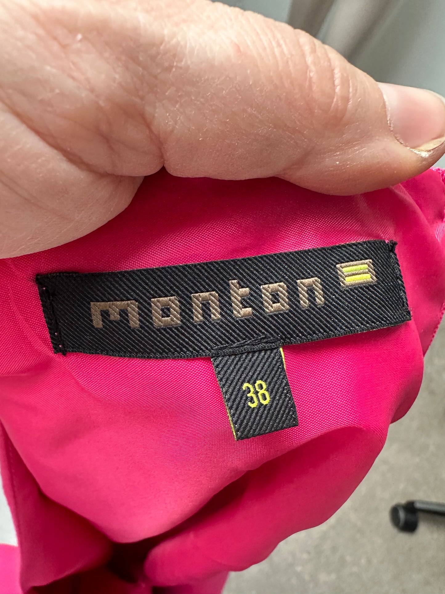 Monton roze jurk maat 38