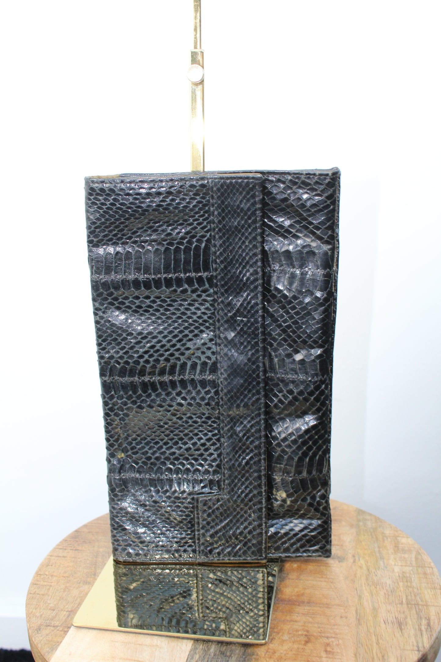Zwarte clutch met snakeskin look