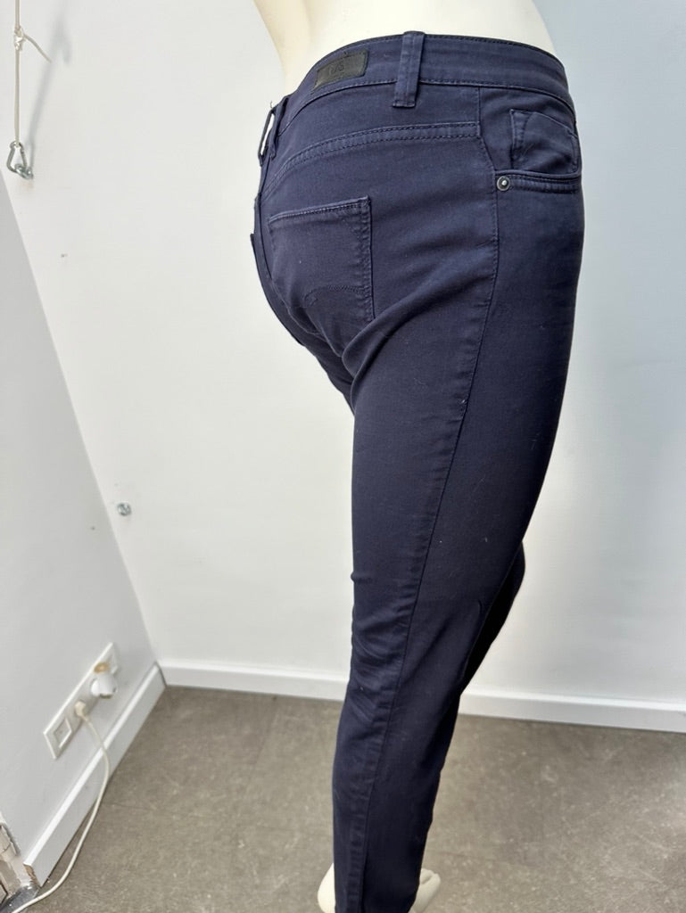 Q.S. Broek maat 36-34 donkerblauw