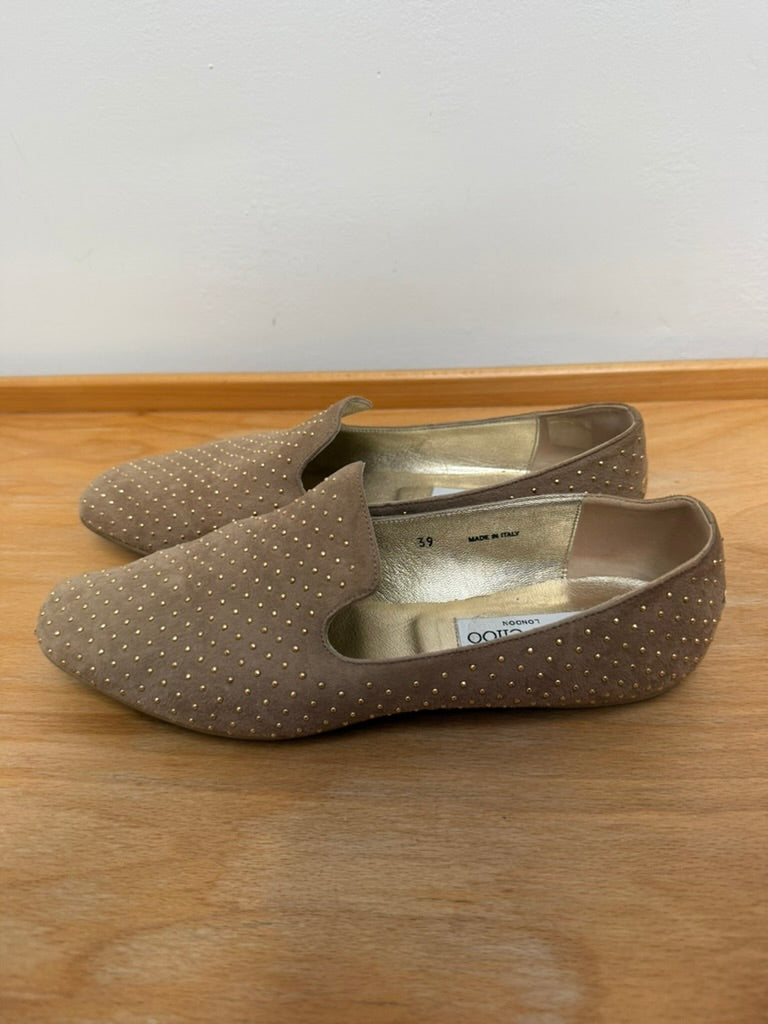 Jimmy Choo - Schoenen - suède, taupe, goudkleurige studs