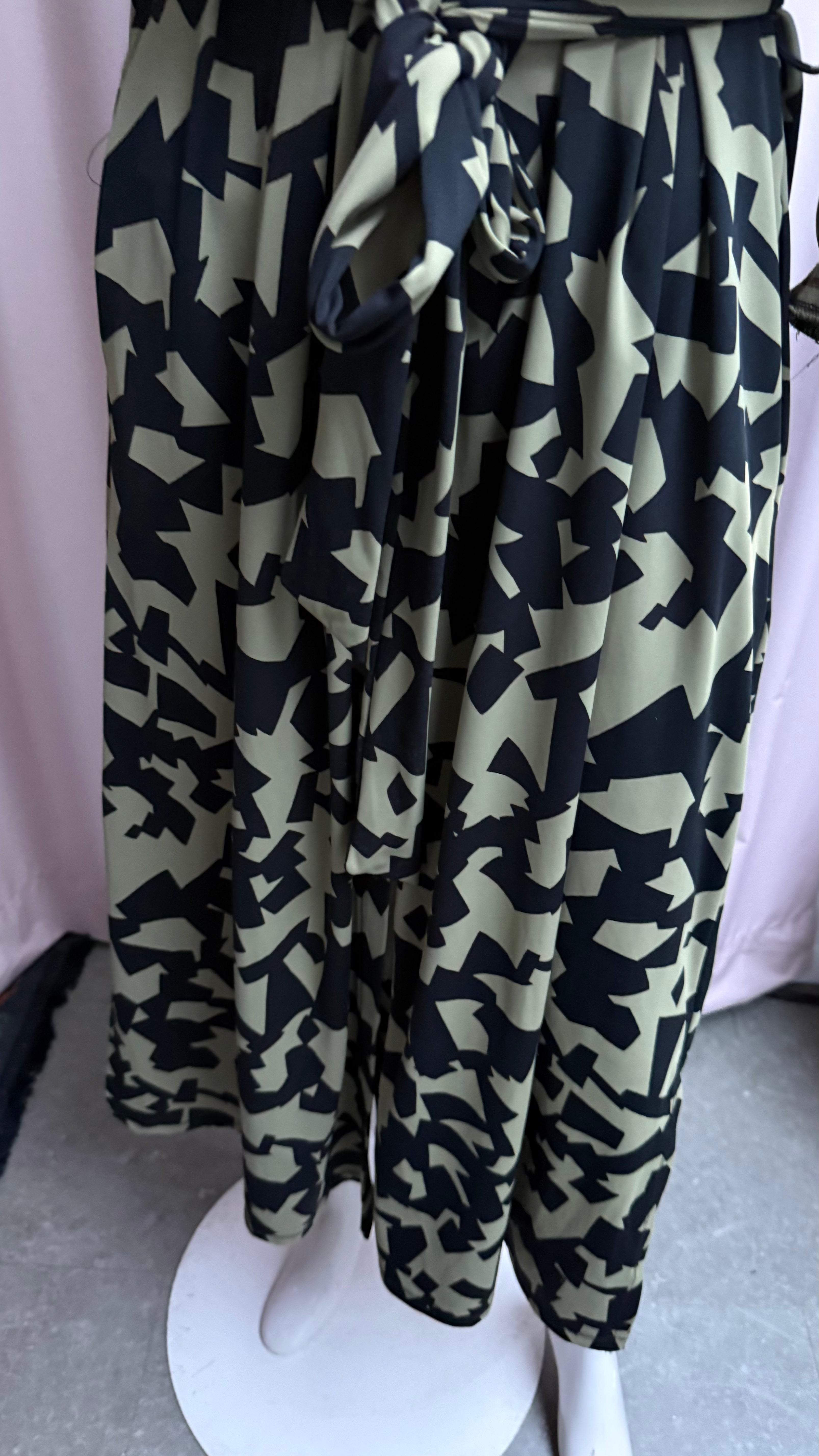 Yest Jurk maat 46 groen, zwart