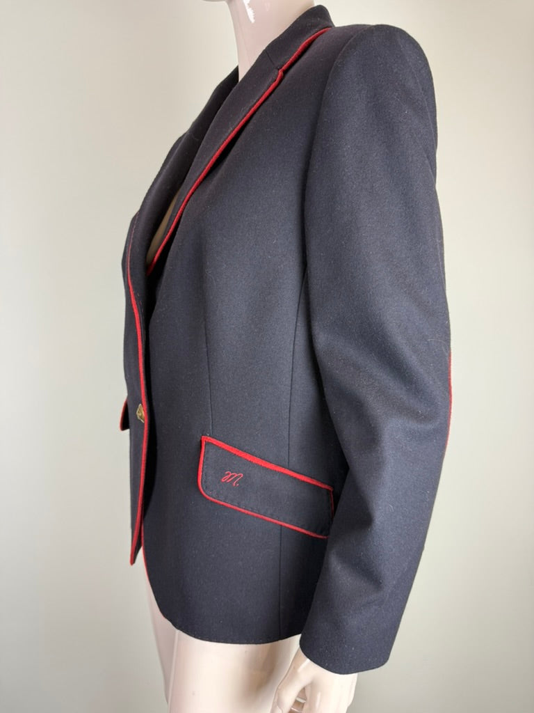 signora M. - Blazer - donkerblauw, rode biezen, goudkleurige knopen