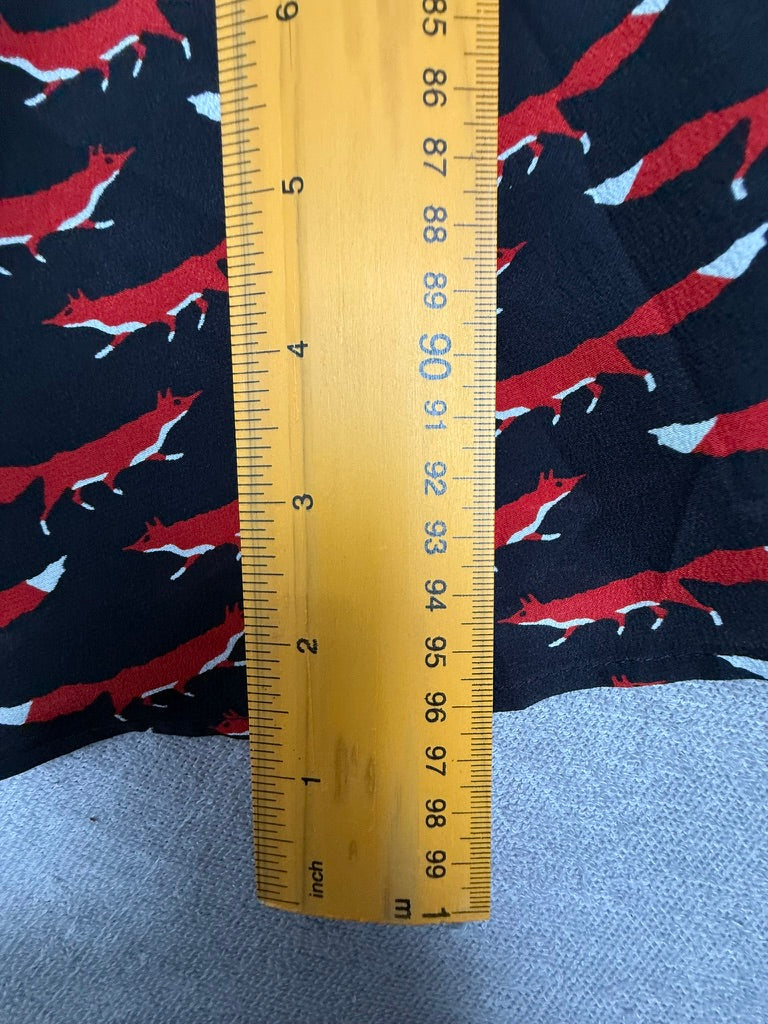 Essentiel Antwerp jurk met vossenprint maat 36 – speelse designer jurk in zwart en rood