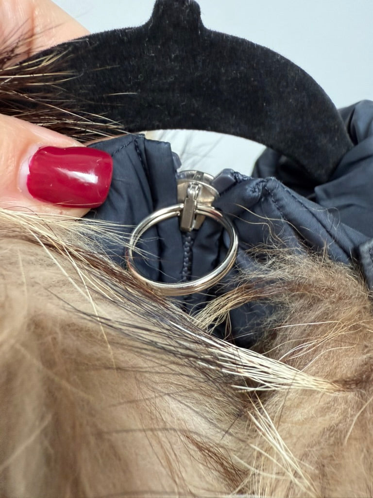 WEEKEND MaxMara - Jas - blauw, gewatteerd, afneembare bontkraag - L