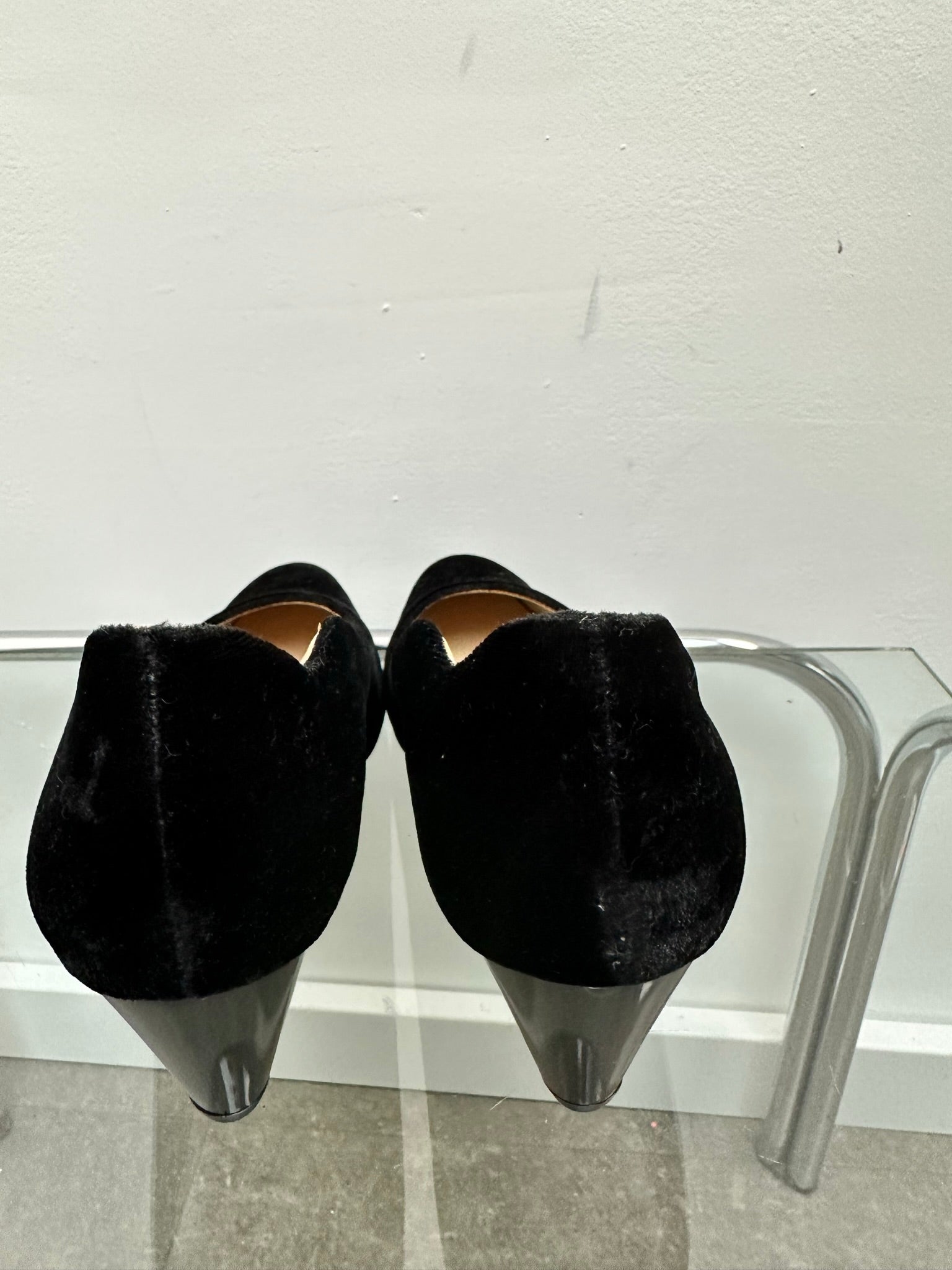 Zwarte fluwelen pumps Via Milano maat 6,5