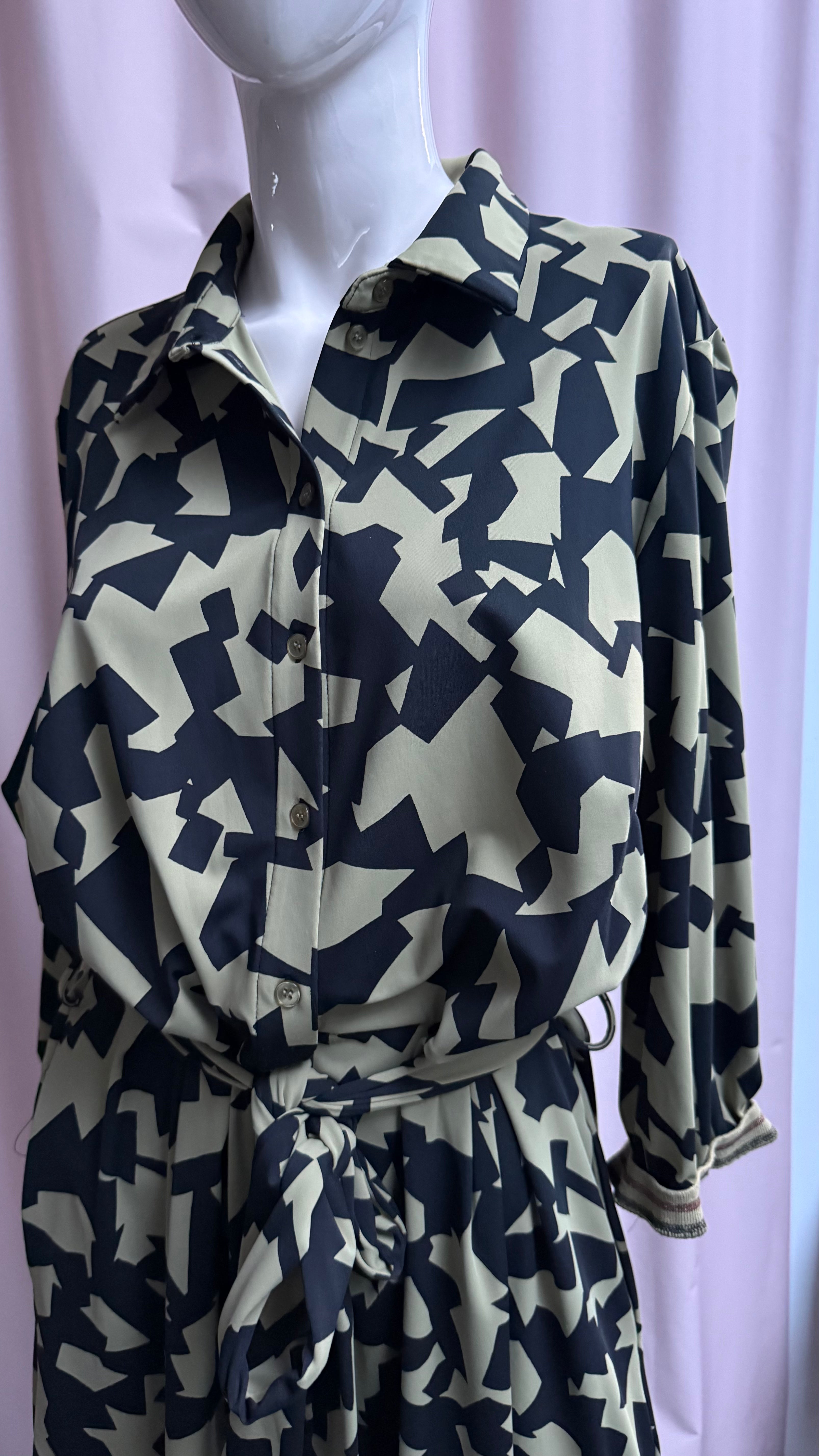 Yest Jurk maat 46 groen, zwart