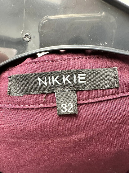 Nikkie bordeaux rood jurkje maat 32