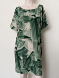 ESSENTIEL ANTWERP - Jurk - groen/beige, abstracte print, korte mouwen - L