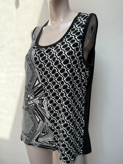 Airfield Top maat 44 zwart; wit