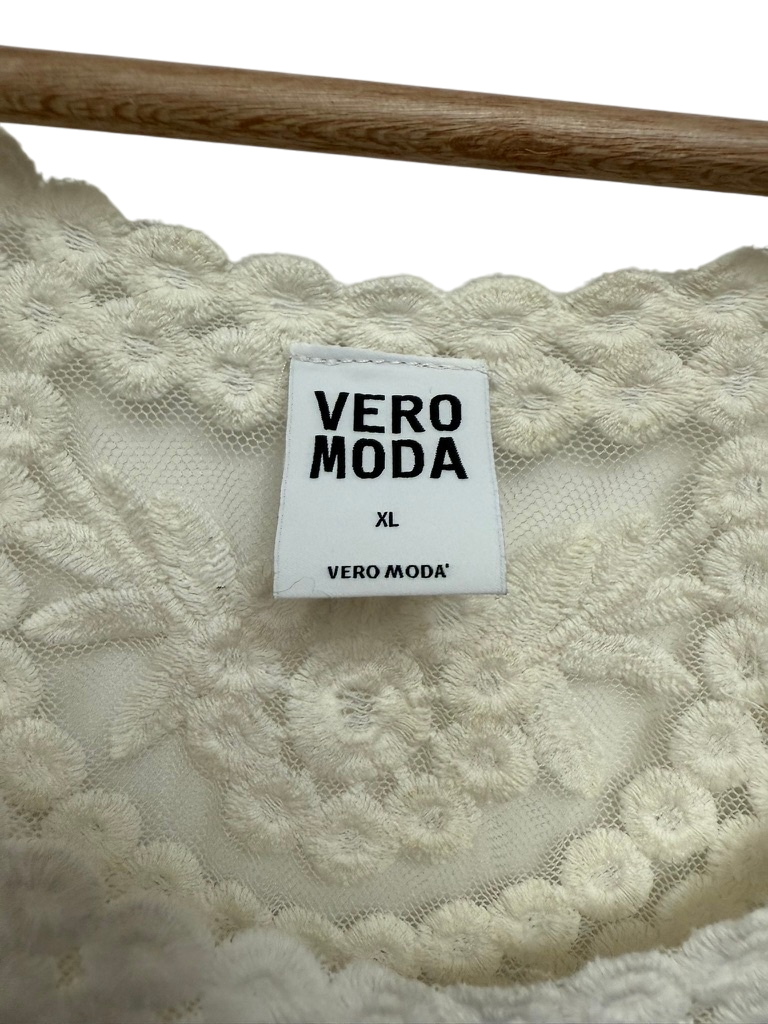 Vero Moda Top maat XL Off-white