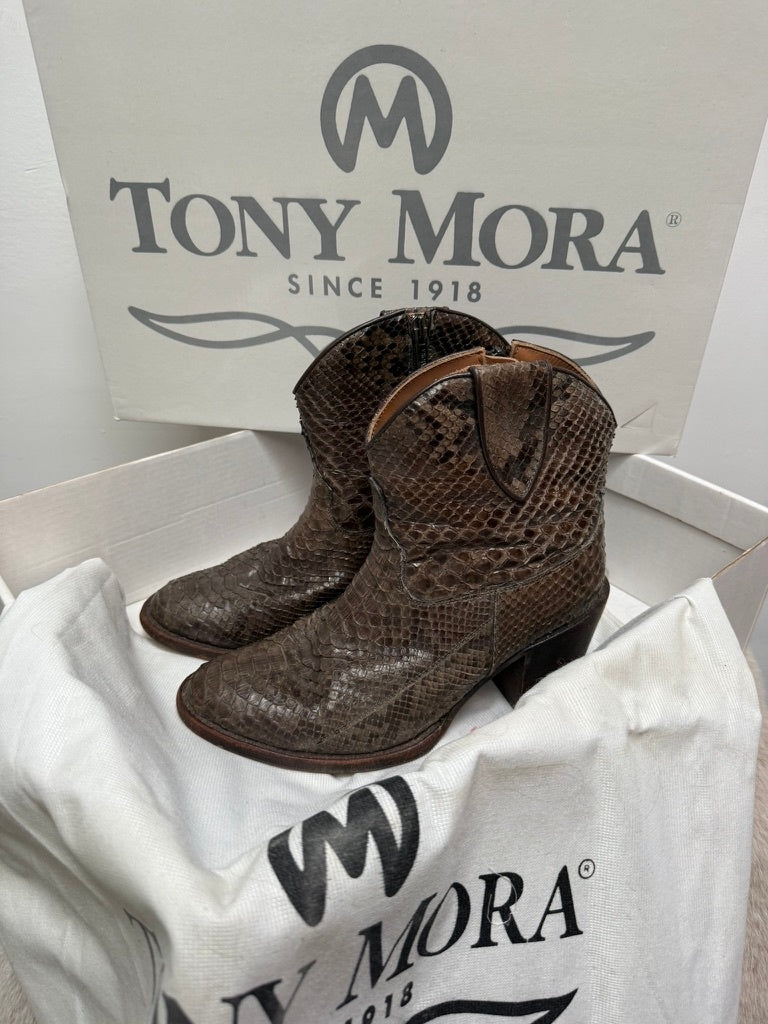 Tony Mora Laarzen maat 37 Bruin