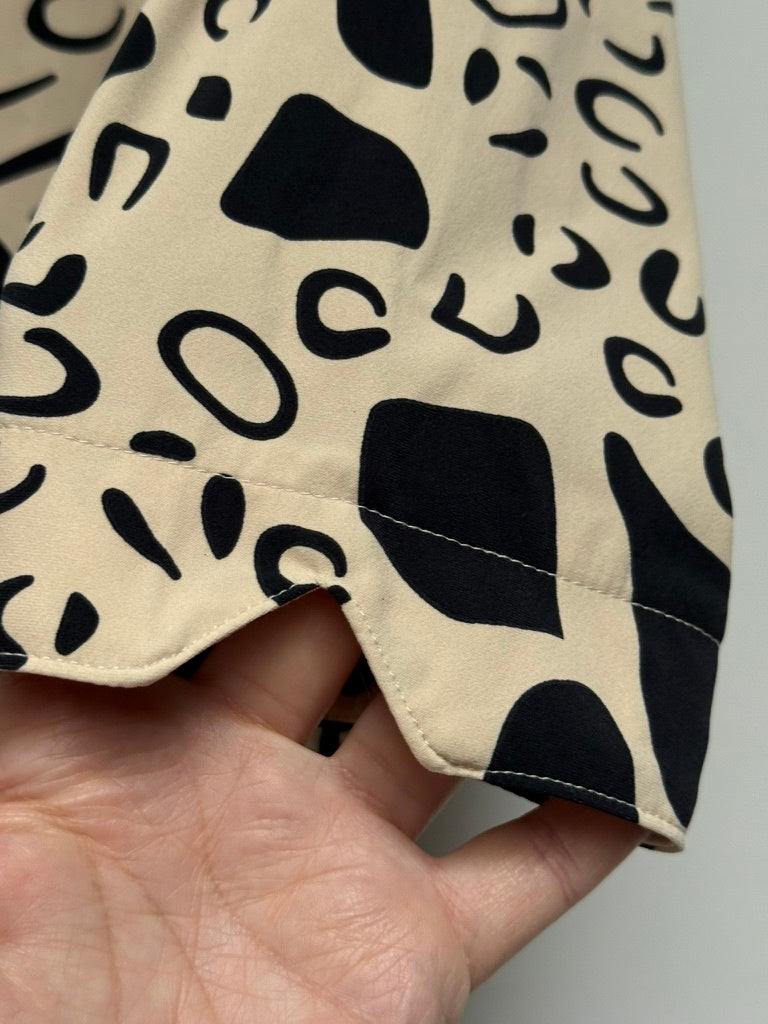 Y-conic Jurk maat S Beige en zwart