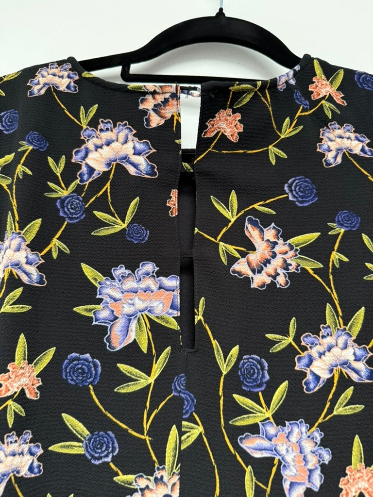 H&M Jurk maat 36 Zwart met bloemenprint