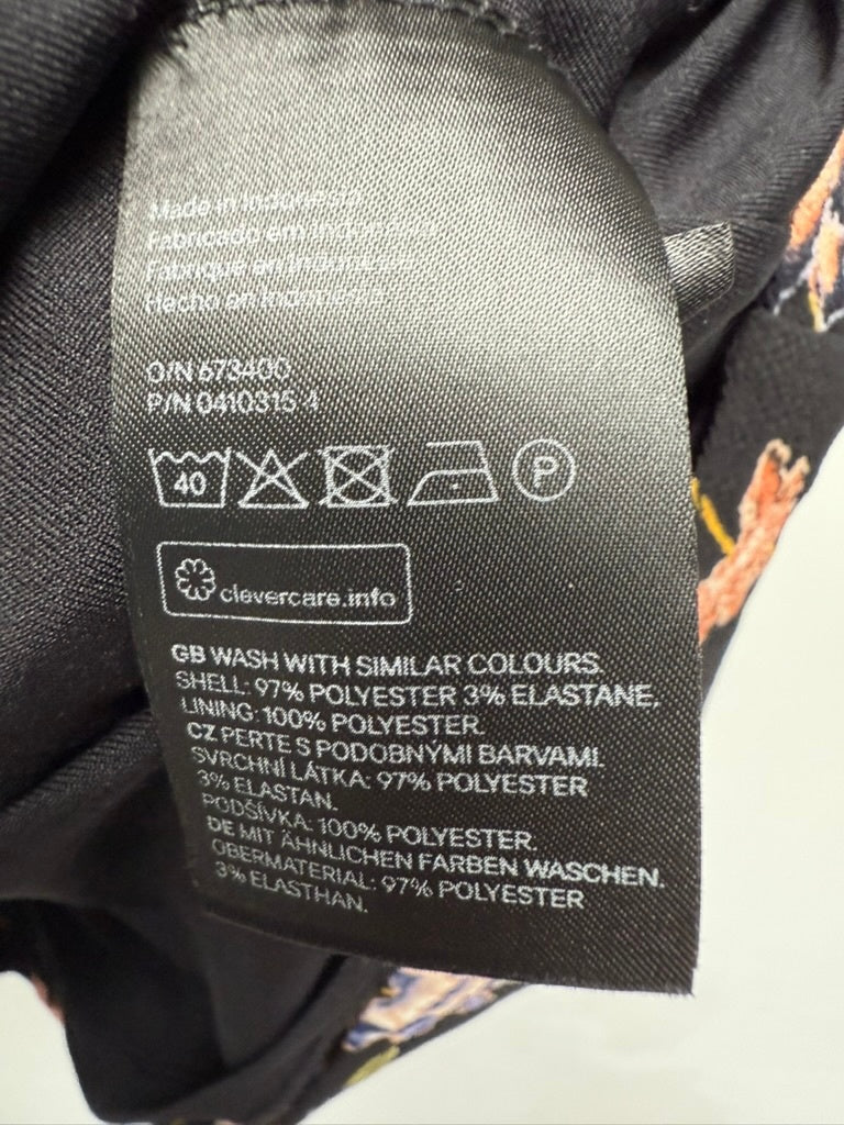 H&M Jurk maat 36 Zwart met bloemenprint