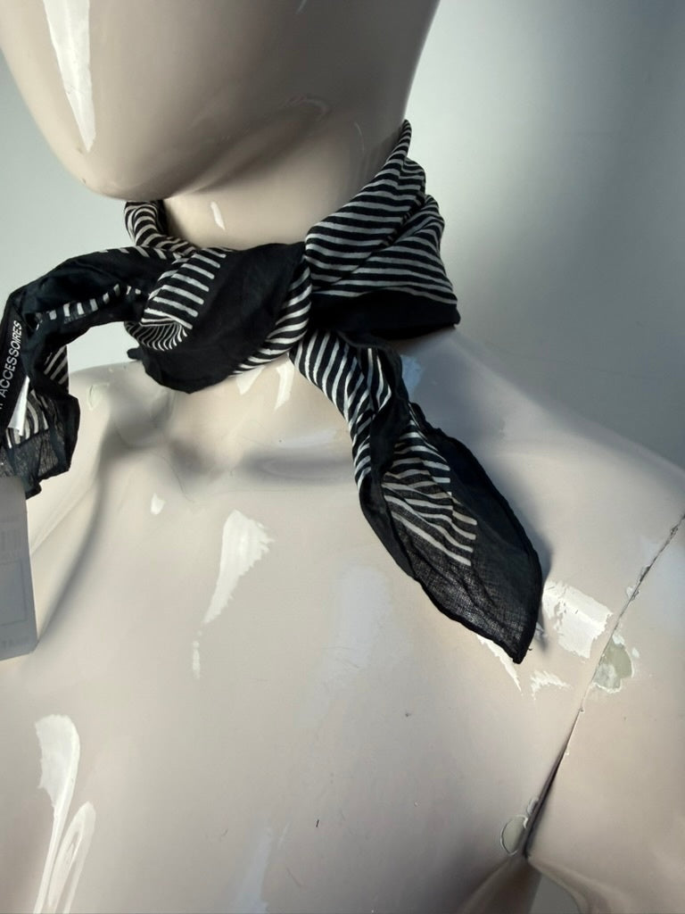 de Bijenkorf Sjaal maat Zwart en wit gestreept