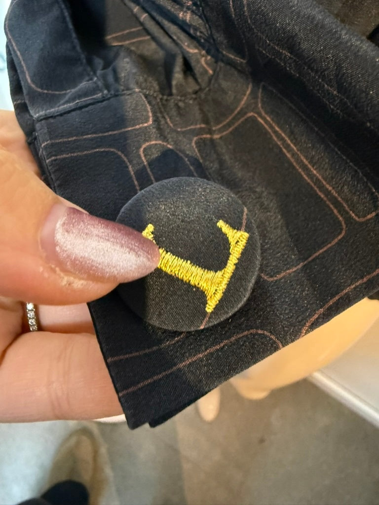 laundry industry Blouse maat M Zwart met een geometrisch patroon in lichtbruin