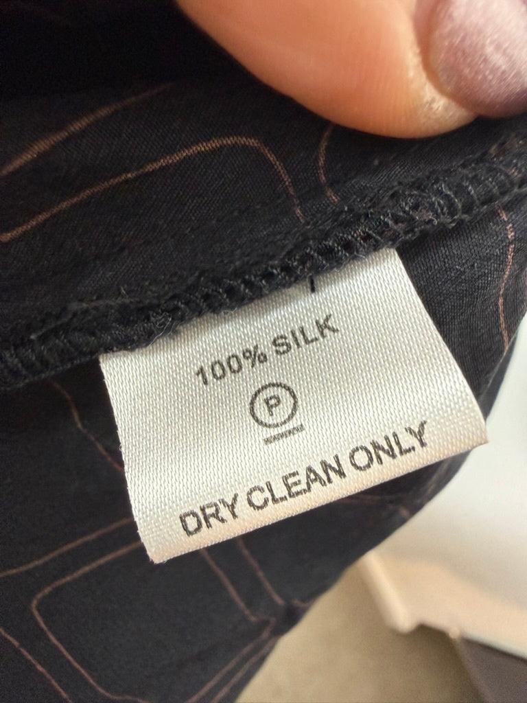 laundry industry Blouse maat M Zwart met een geometrisch patroon in lichtbruin