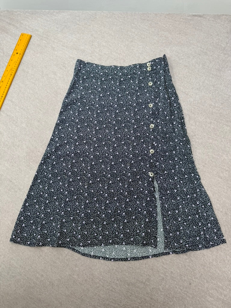 Grace & Mila - Rok - zwart-wit bloemenpatroon, asymmetrische knopenrij, midi-lengte - M