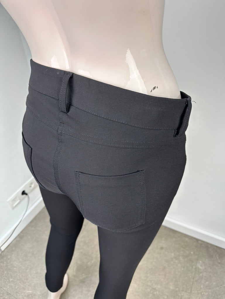 Sandro Ferrone zwarte broek maat 34