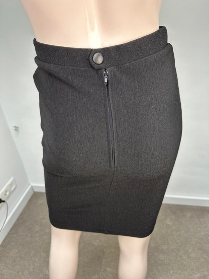 Rose Sarkissian zwarte rok Maat 2