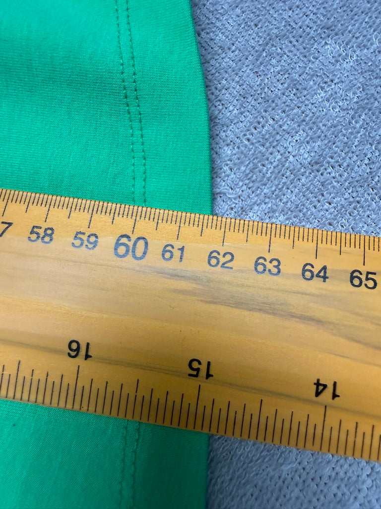 Basler Dames T-Shirt Groen – Luxe Basic Shirt met Strass Halslijn – Maat 44 – Nieuw met Labels