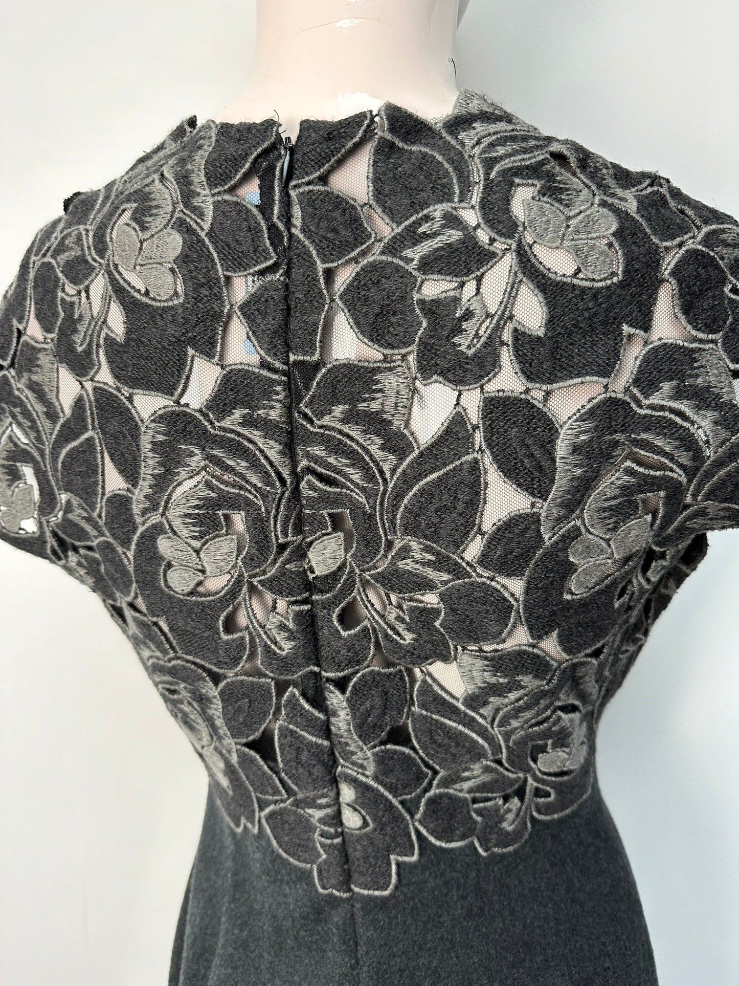Blumarine wollen grijze jurk maat 38 (IT44)