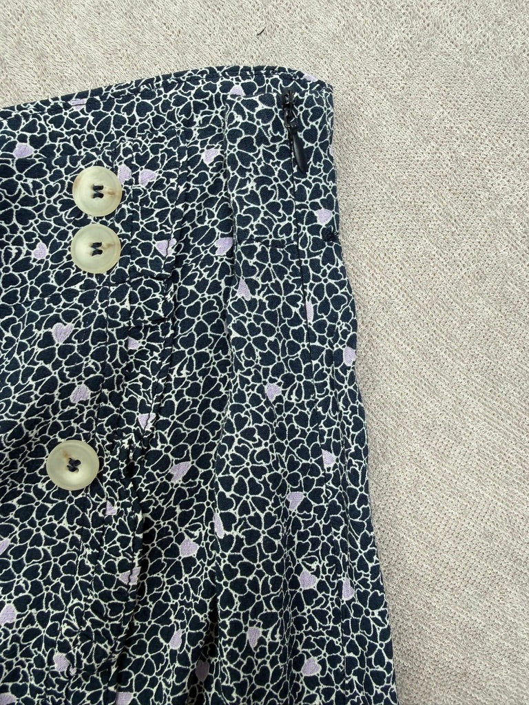 Grace & Mila - Rok - zwart-wit bloemenpatroon, asymmetrische knopenrij, midi-lengte - M