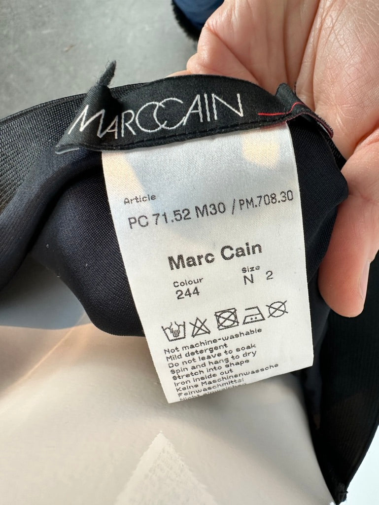 Marc Cain Zwarte Rok met Roze, Groene en Blauwe streep Maat 2