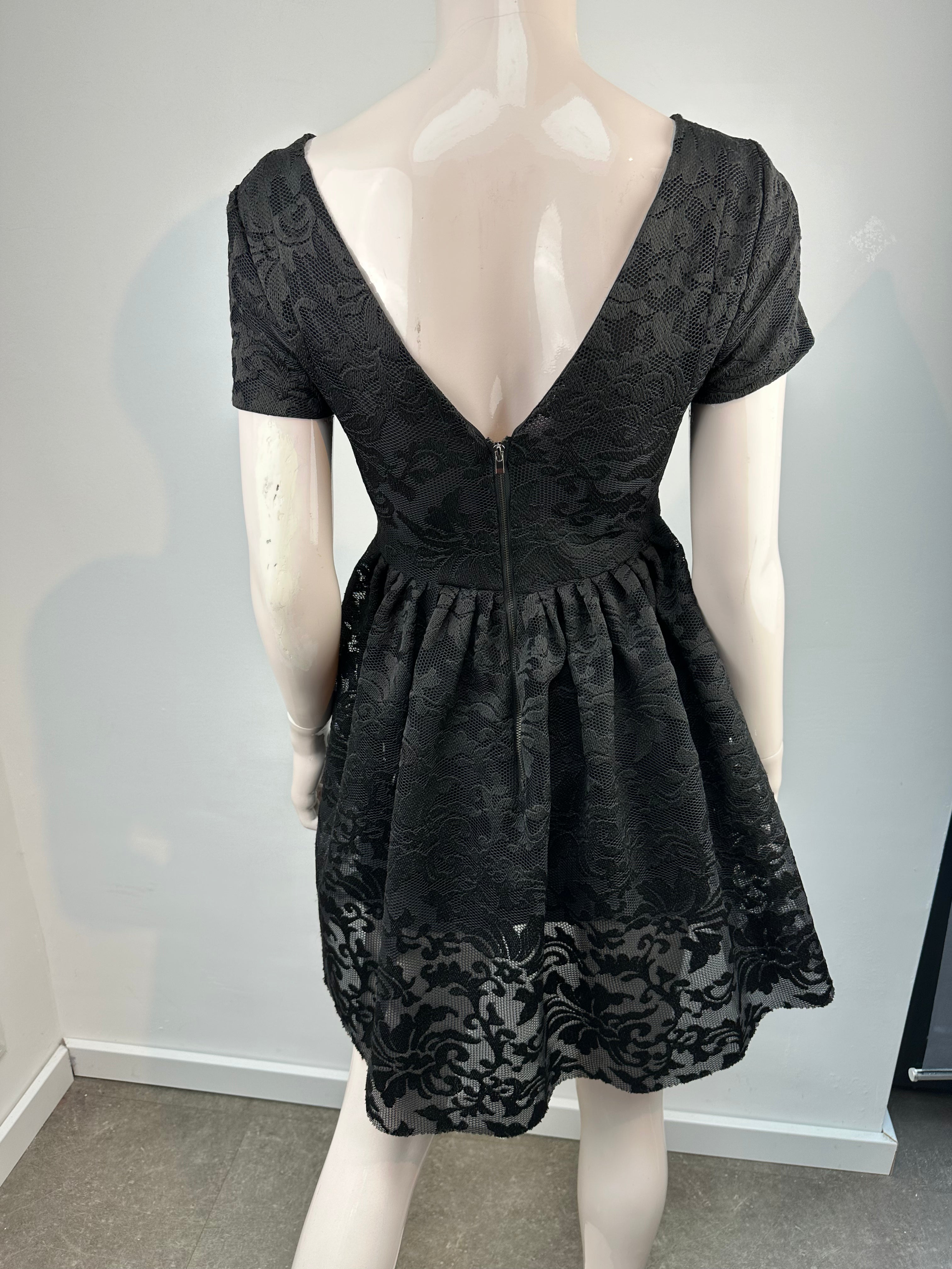 Maje kanten jurk maat 1