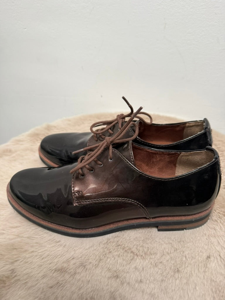 Marco Tozzi brogues donkerbruin lak maat 38
