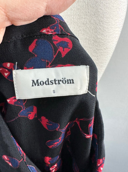 Modström zwarte gebloemde blouse maat S