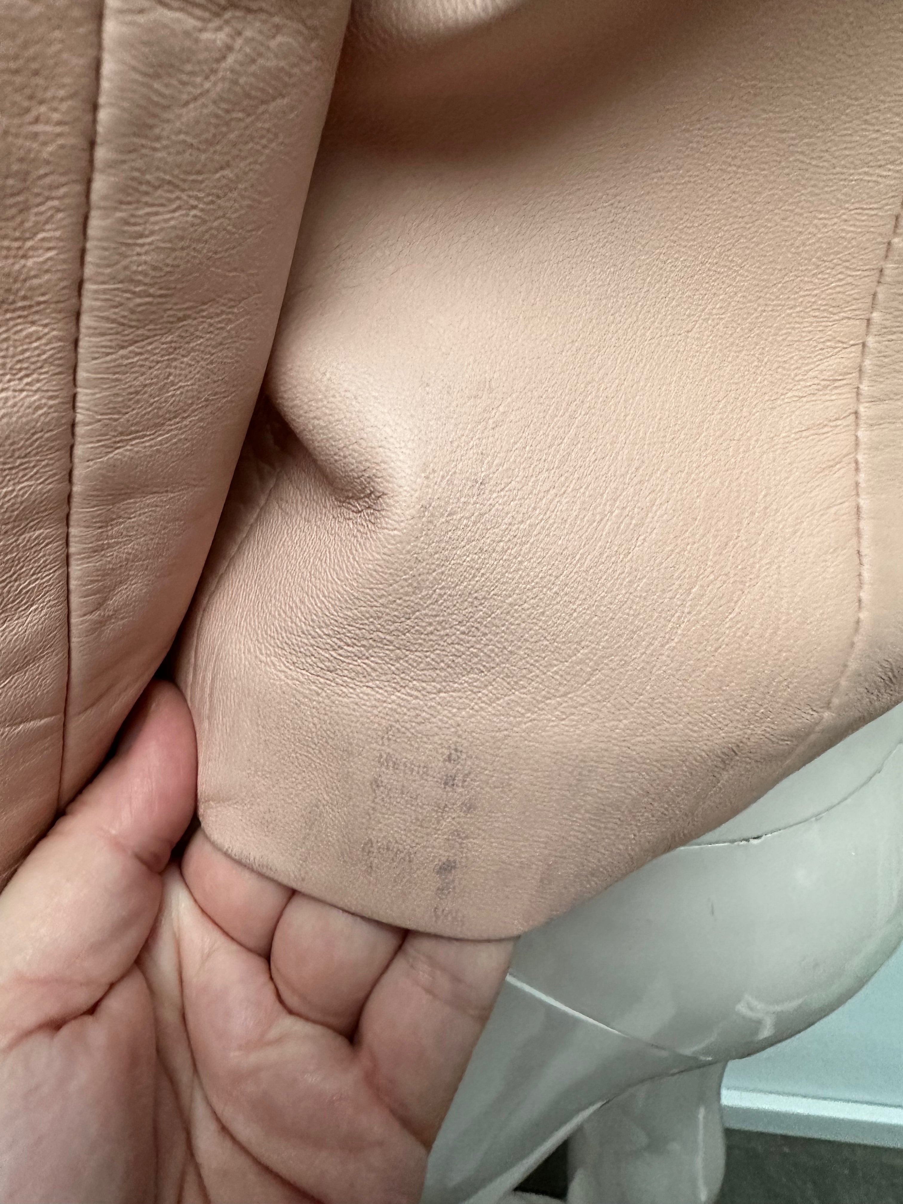 Caroline Biss roze leren jasje maat 36