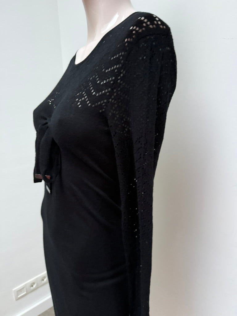 Caroline Biss - Jurk - zwart, gehaakt patroon, strikdetail - L