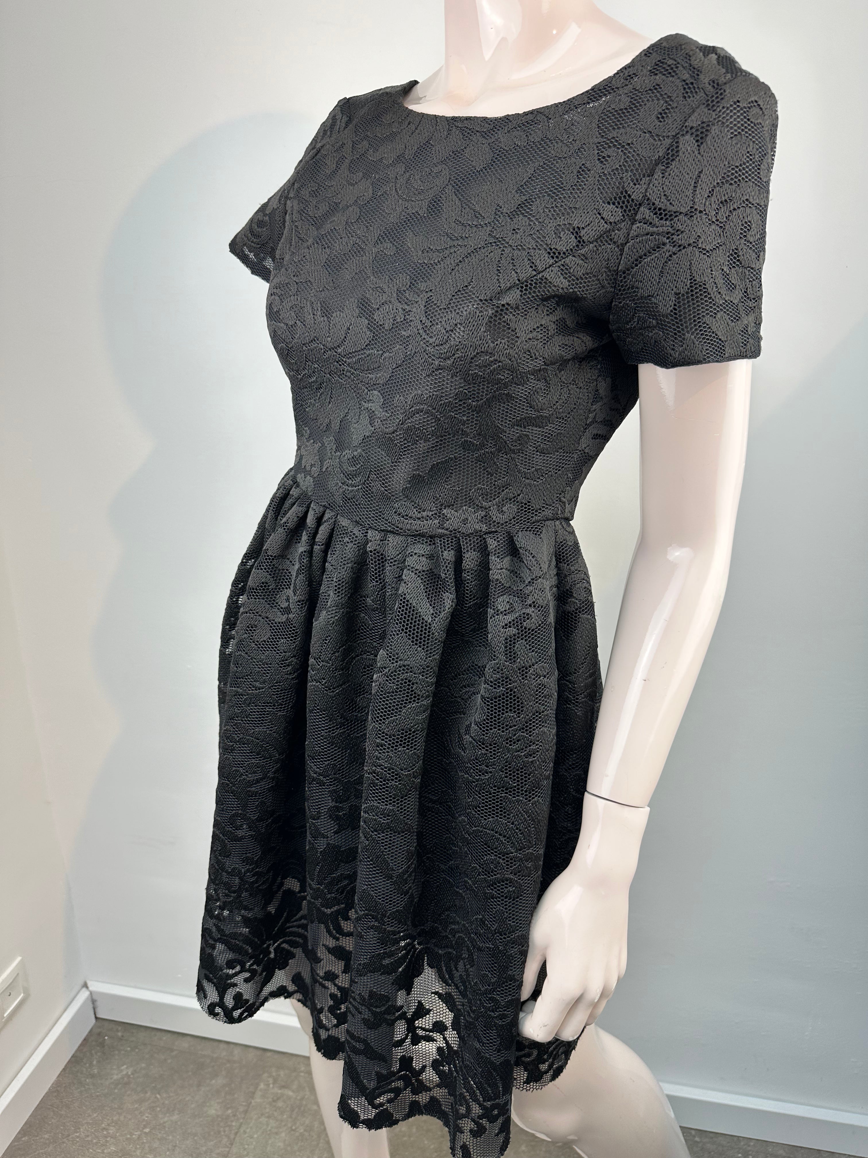 Maje kanten jurk maat 1