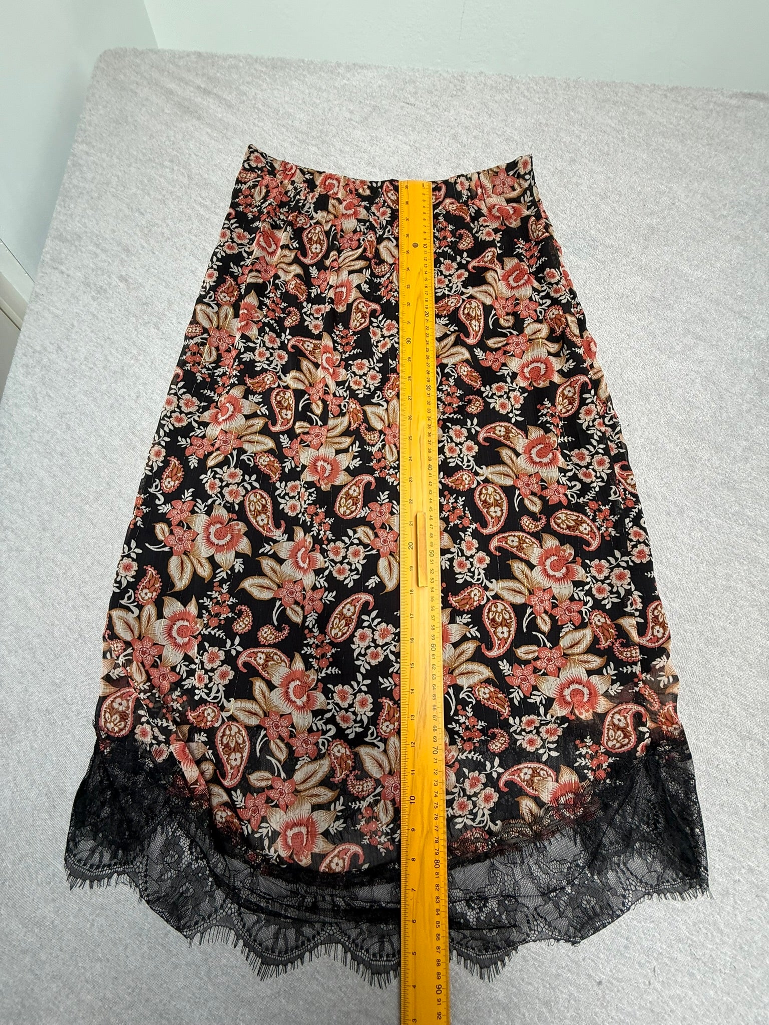 EsQualo bloemenrok met kanten zoom zwart/roze – boho midi rok 42