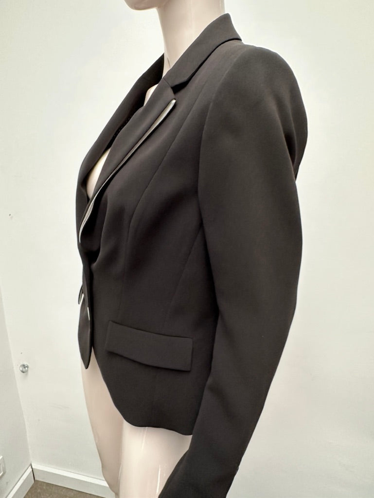 Claudia Sträter Colbert maat 40 zwart