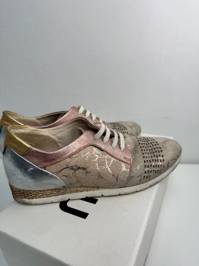 MJUS beige sneakers maat 40