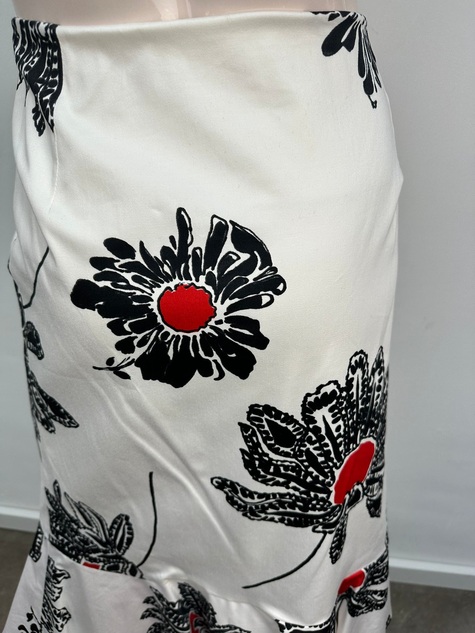 Elisa Cortes rok maat 40