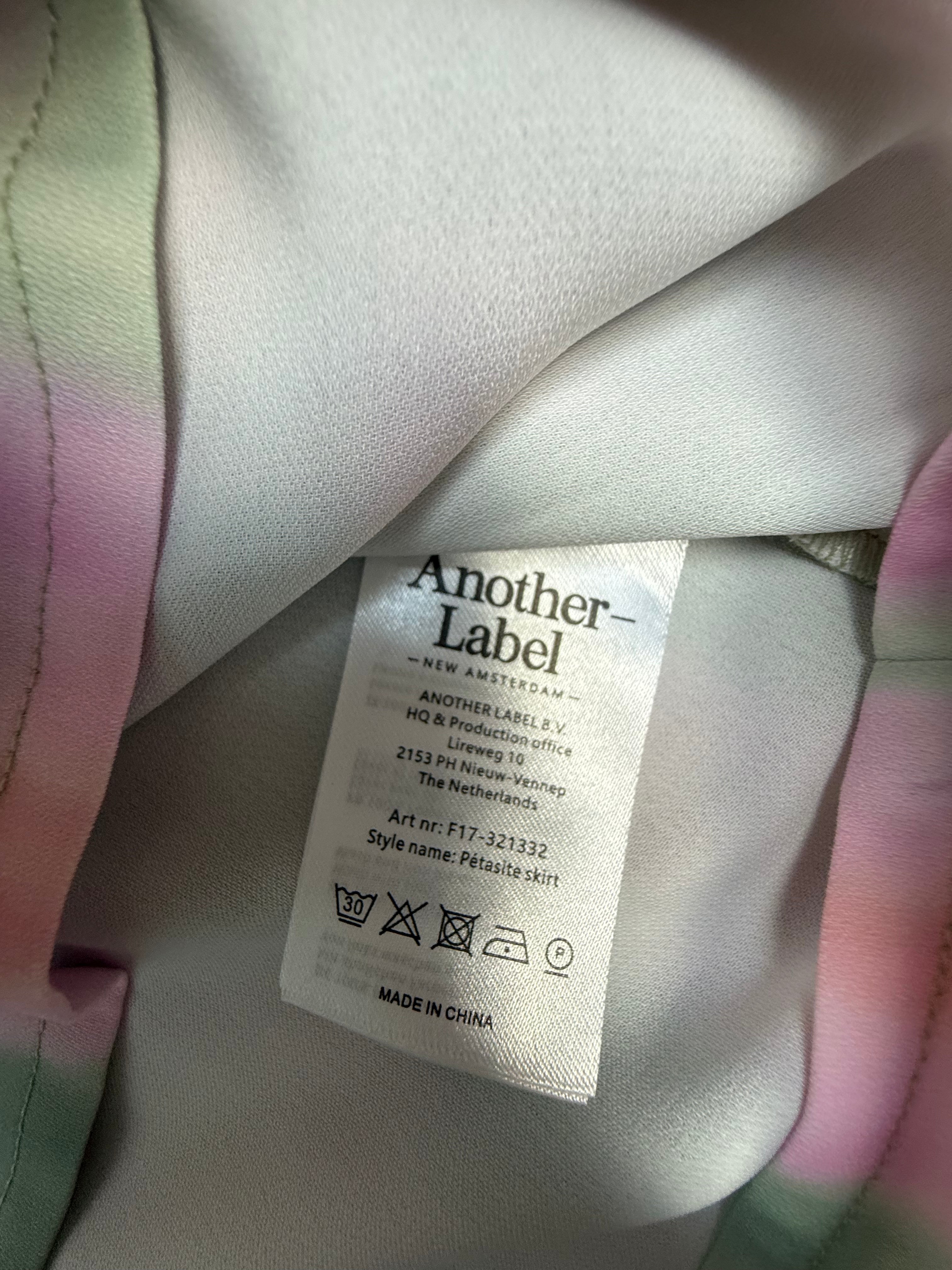 Another Label pastel bloemenrok maat S – mintgroen & roze