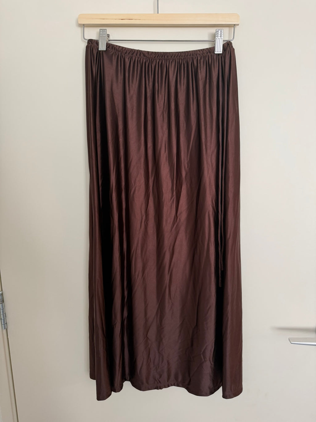 H&M - Rok - bruin, satijnlook, elastische tailleband - XS