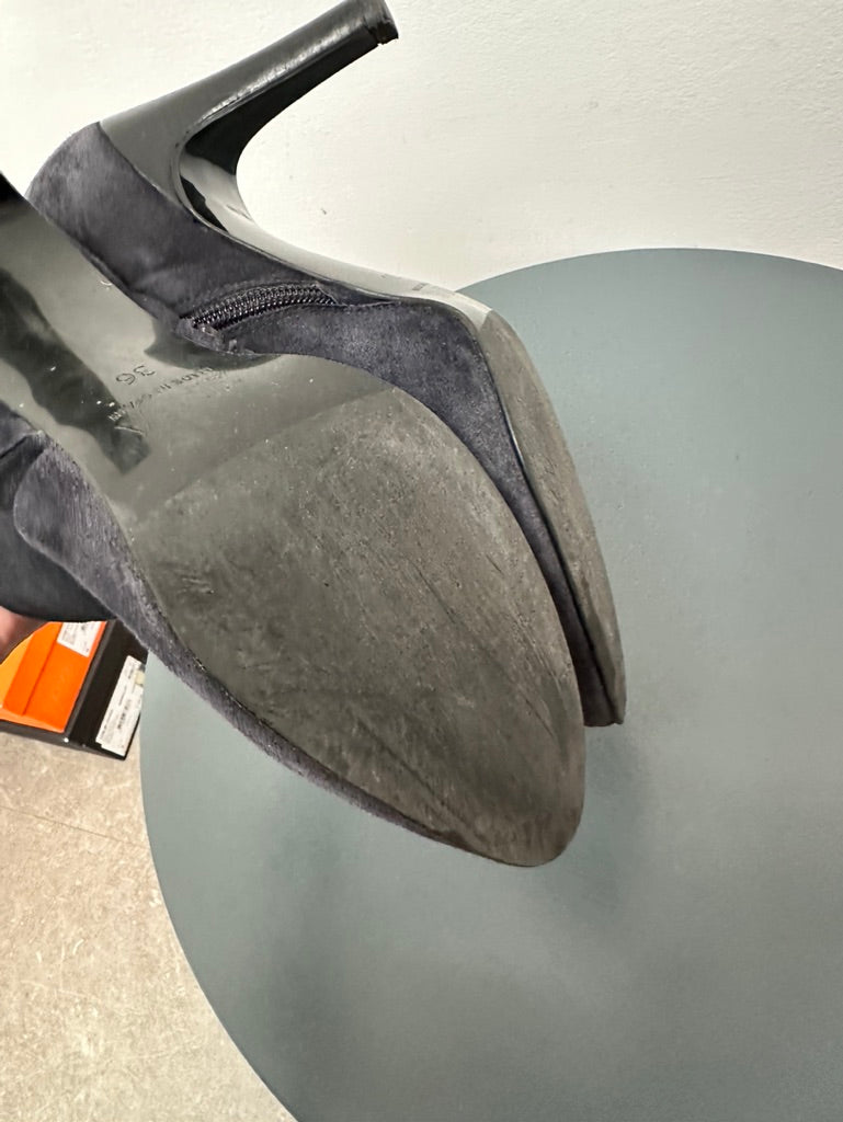 Zinda blauwe suede enkellaarsjes maat 36