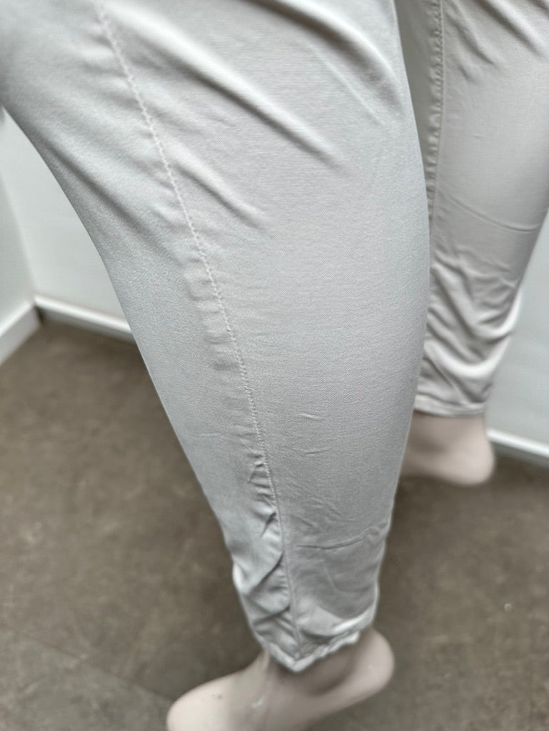 Patrizia Pepe witte skinny broek maat 26